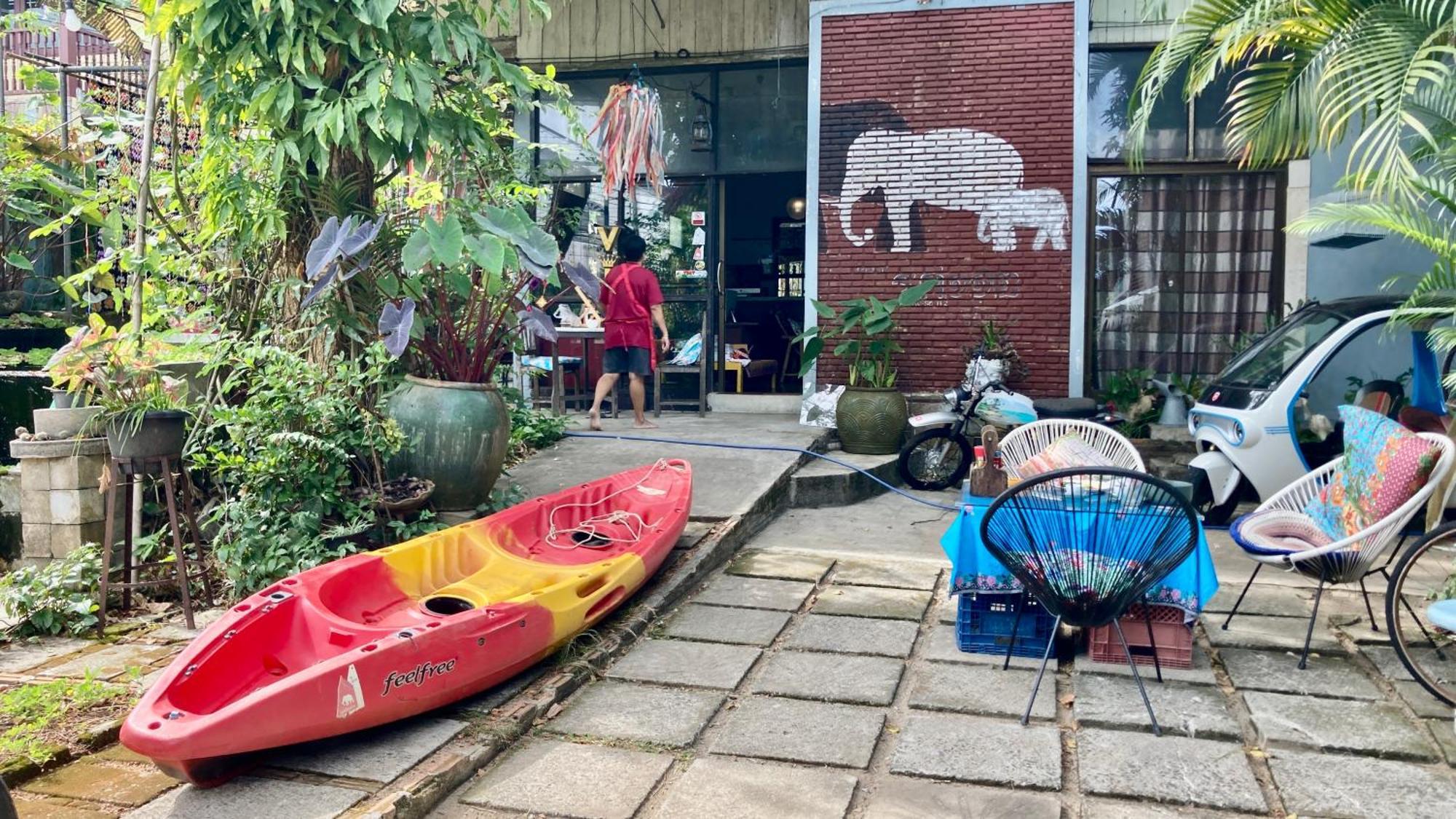 达勒艺术家广场酒店 达叻府 外观 照片